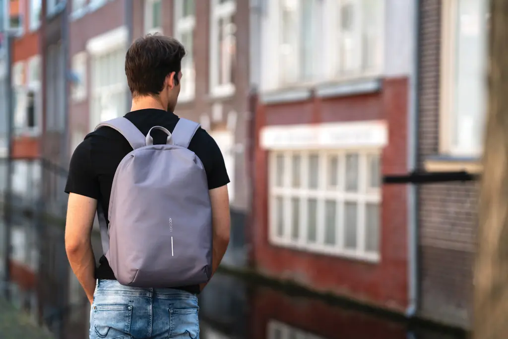Ruksak Bobby Soft sa zaštitom od krađe P705.79 grey-16 Ruksak Bobby Soft sa zaštitom od krađe P705.79 grey-16