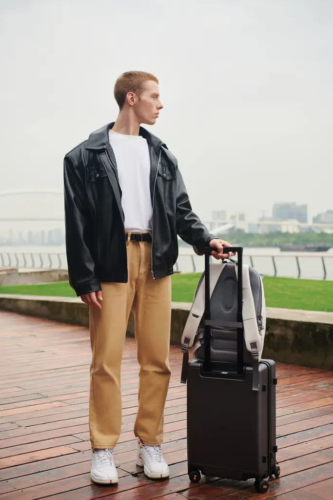 Ruksak Bobby Soft sa zaštitom od krađe P705.79 beige-18 Ruksak Bobby Soft sa zaštitom od krađe P705.79 beige-18